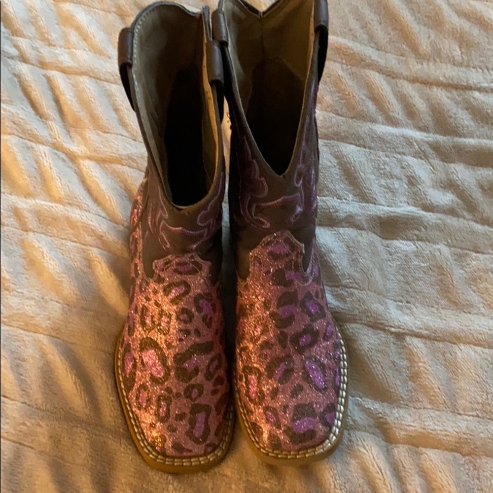 Girls cowgirl boots